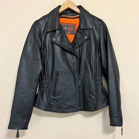 First Classics • Women Leather Motorcycle Jacket - Picture 6 of 13